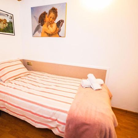 Rustic Poble Sec Apartment Барселона Экстерьер фото